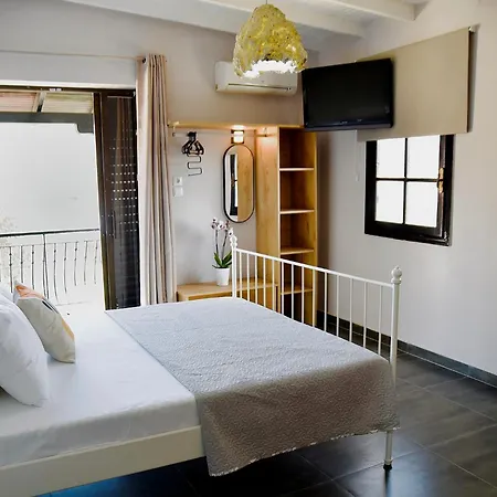 Room Nine 9 Beachfront Apartments Nea Kallikrateia Exterior photo